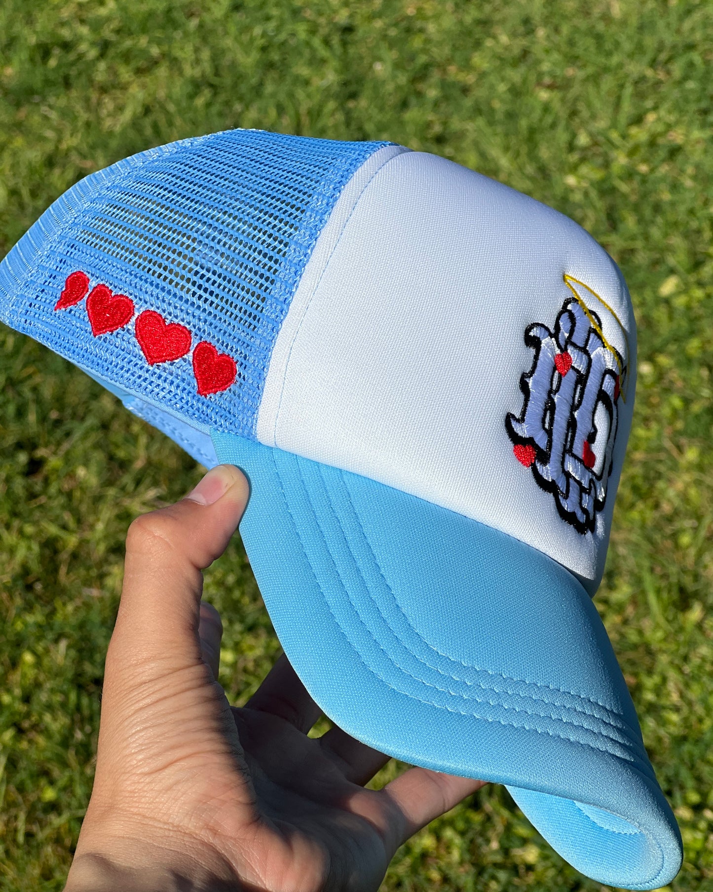 DTL Trucker Hat "Halo Hearts" | Ice Blue & White