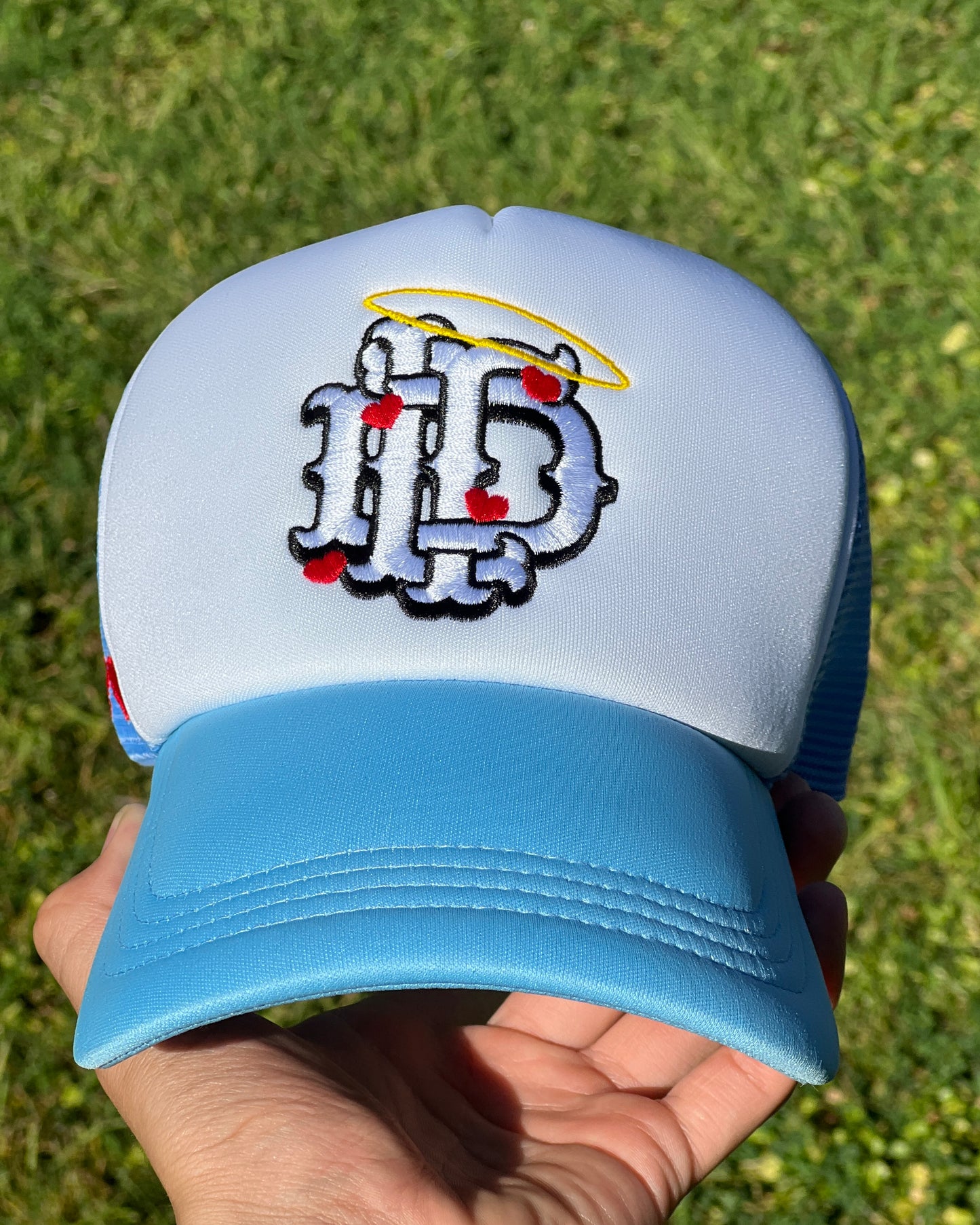 DTL Trucker Hat "Halo Hearts" | Ice Blue & White